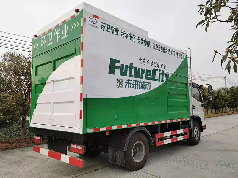 東風(fēng)3308軸距吸污凈化車