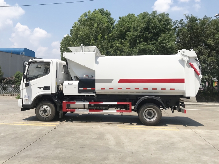 HDW5081TCAB6餐廚垃圾車